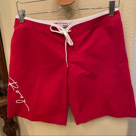Vintage ROXY QUIKSILVER Red Y2K Shorts Size 1 - Picture 1 of 5